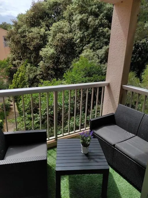 Apartment Charmant Studio Climatise 24 M2 Terrasse A 100M De La Plage Saint-Mandrier-sur-Mer